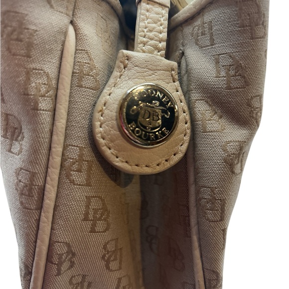 Classic Vintage Dooney & Bourke Tan and Ivory Satchel with Monogram Print - Picture 3 of 9